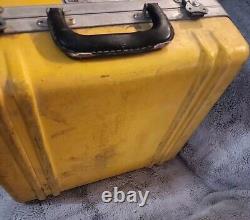Agl Eagl 2 Grade Self Leveling Rotary Laser Level Powers On For Parts Or Repair