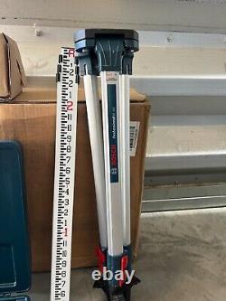 BOSCH GRL800-20HV SELF LEVELING ROTARY LASER KIT LR30 Receiver + Tripod