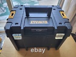 DEWALT 20V MAX Rotary Laser Level DW080LGSK