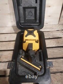 David White Auto Laser 3110-GR Self Leveling Rotary Laser With Hard Case -WORKING
