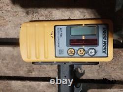David White Auto Laser 3110-GR Self Leveling Rotary Laser With Hard Case -WORKING