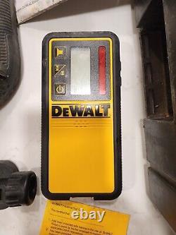 DeWALT DW074LR 20V 1500 Foot Range Cordless Self Leveling Red Rotary Laser
