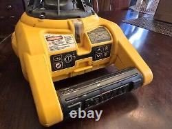 DeWALT DW074 Cordless Self Leveling Rotary Laser with DW0742 Laser Detector