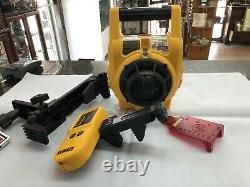 DeWalt DW074 Heavy-Duty Self-Leveling Interior/Exterior Rotary Laser with Bag