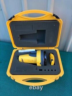 RoboToolz Robo Laser RB01001 Self Leveling Laser Robo Vector with Case + Remote