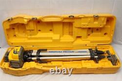 Spectra Precision LL300N Self Leveling Laser w Tripod HL450 Receiver & Hard Case