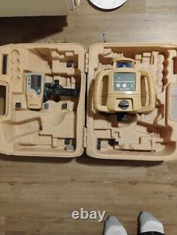 TOPCON RL-H5B SELF-LEVELING HORIZONTAL ROTARY LASER LEVEL WithCASE (UD8024343)