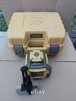 Topcon RL-H4C Long-Range Self-Leveling Construction With Receiver in case