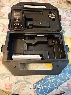 VERY NICE CST BERGER 58-ILMXT SELF LEVELING LASER KIT WithHARD CASE