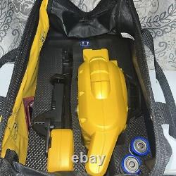 DEWALT DW074KD Kit de laser rotatif auto-nivelant intérieur/extérieur de 30 m