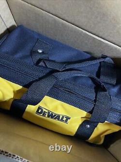 DEWALT DW074KD Kit laser rotatif intérieur/extérieur autonivelant de 100 pieds