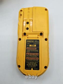 DeWALT DW074 Laser Rotatif Autonivelant Sans Fil avec Détecteur de Laser DW0742 EXC