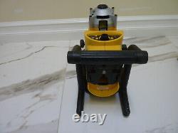 DeWALT DWO73 Niveau laser rotatif sans fil auto-nivelant avec carte cible laser