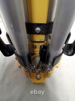 Ensemble complet de niveau laser rotatif auto-nivelant Stabila Laser Lar 300