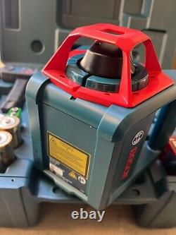 Ensemble laser rotatif autonivelant BOSCH GRL800-20HV avec récepteur LR30 et trépied