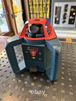 Laser rotatif auto-nivelant Bosch (GRL800-20HVK) 800 pieds