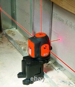Niveau et outil Johnson 40-6680 Laser à 5 faisceaux auto-nivelant, point rouge, 1 laser