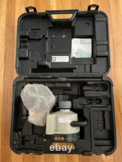 Niveau laser rotatif auto-nivelant