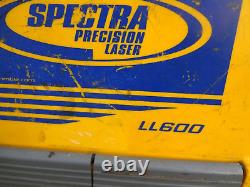 Niveau laser rotatif auto-nivelant Spectra Precision LL600 Topcon Trimble