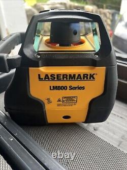 Niveau laser rotatif autolevelant Cst Berger Lm800 Lasermark (Topcon, Spectra)