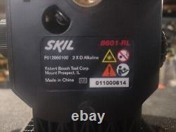 Niveau laser rotatif manuel Skil 8601-RL avec trépied et boîtier rigide