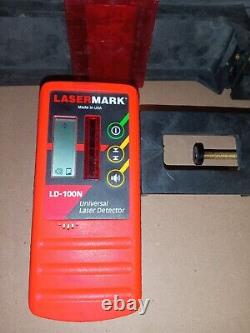 Série Lasermark LM400 Niveau laser automatique auto-nivelant avec étui Rare